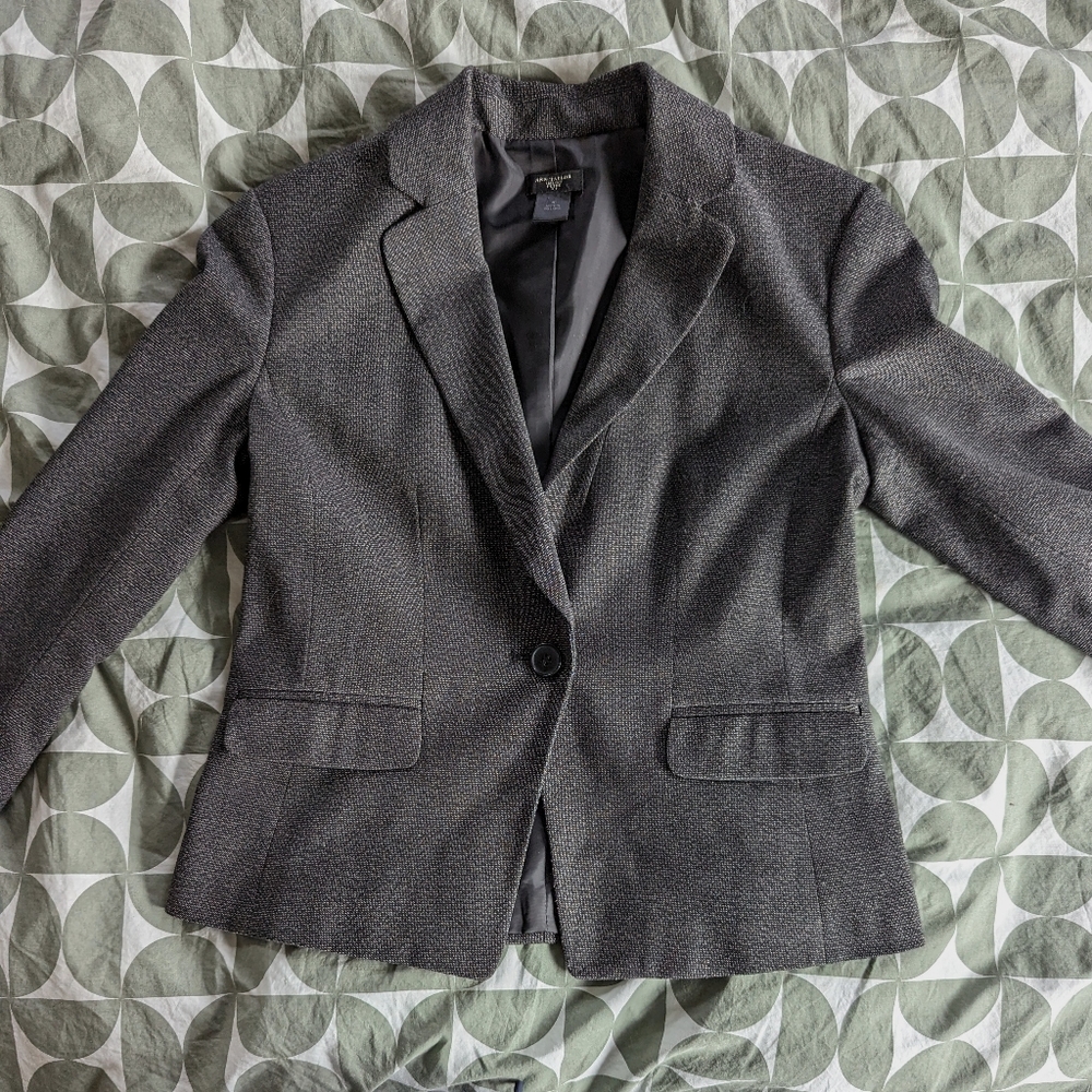 Ann Taylor Gray Blazer Size Petite 4